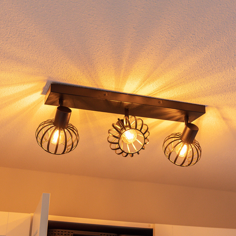 Petal - LED Plafondlamp - 3 spots - E14 Fitting - Kantelbaar & Draaibaar - Zwart