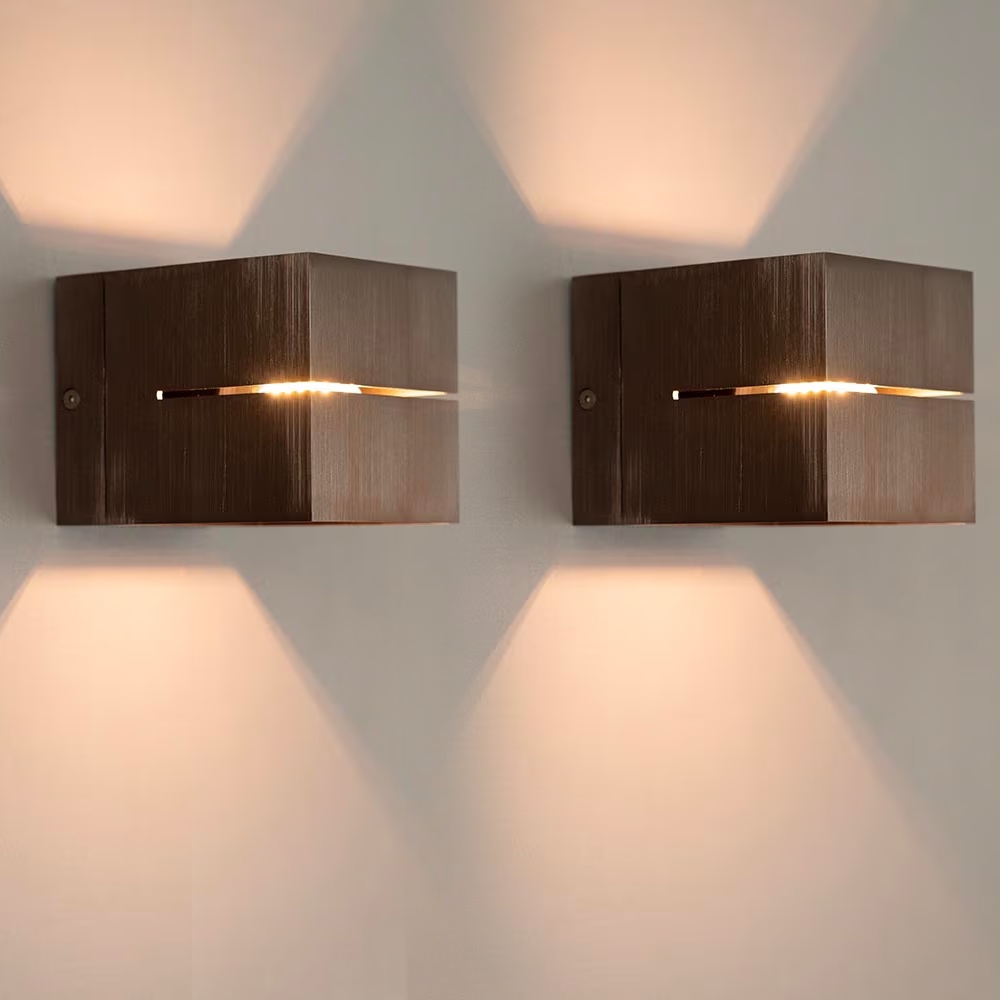 2x Gemini bronzo - Kubusvormige up and down wandlamp met een geborstelde bronze coating