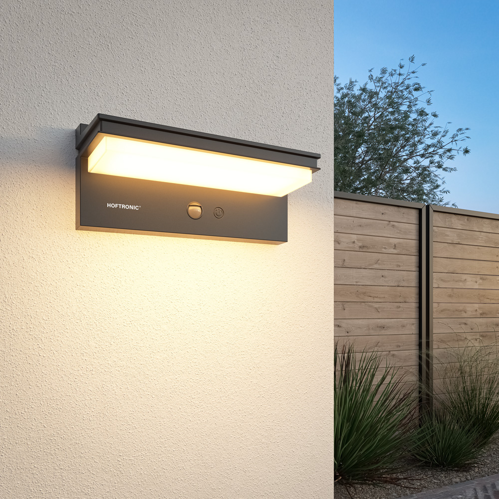 Veda LED Solar Wandleuchte mit PIR-Sensor - 4 Lichteinstellungen - 2700K - IP65