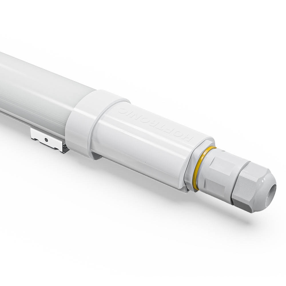 R-Serie Pro – LED-Feuchtraumleuchte 150 cm – IP65 – 48 W – 6720 lm – 140 lm/W – 4000 K